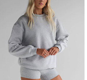 Sudadera de cuello redondo para mujer de algodón orgánico polar de alta calidad con parche bordado de chenilla con apliques personalizados - Product Image 3