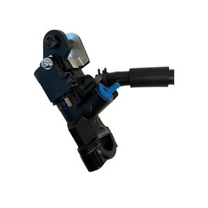 Maître-cylindre de frein avant d'origine pour Yamaha R7 2022/2024 BEB2583T1100 avec levier de frein - Product Image 2