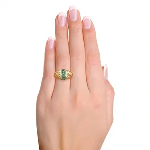 Bague en or jaune vintage certifiée 14 carats avec 6 diamants émeraude cultivés en laboratoire certifiés IGI pour mariage, fiançailles, anniversaire, fête, cadeau - Product Image 3