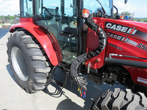 Tractor agrícola CASE IH FARMALL 25SC nuevo y usado en oferta, con bomba y componentes principales del motor - Product Image 6