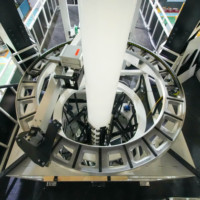 Machine à souffler des films plastiques FFS de haute résistance avec contrôle automatique de l'épaisseur pour l'emballage en vrac