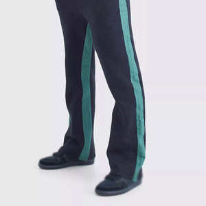 Chándal acampanado con cremallera El chándal más cálido para hombres Nuevo diseño de moda Su propio logotipo - Product Image 6