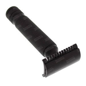 Outil d'extension de cheveux Midnight Collection Razor 110B en acier inoxydable noir - Product Image 1