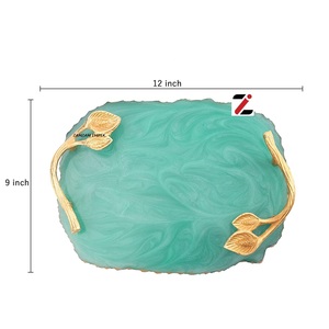 Bandeja multiusos de resina verde y Plato decorativo con elegante ASA dorada, bandeja de resina de lujo hecha a mano para Cocina - Product Image 3