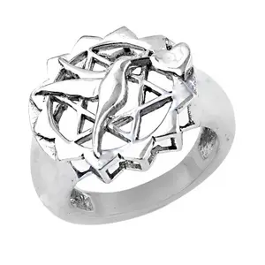 Anillo de Plata de Ley 925 con Diseño Floral para Mujer, Anillo Romántico con Piedras Talladas en Engaste Invisible, Idea de Regalo Perfecta - Product Image 1