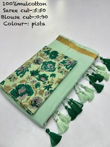 Saree en coton de soie de lin fluide avec imprimés de fleurs numériques et chemisier contrasté avec impression numérique parfait pour la célébration - Product Image 3