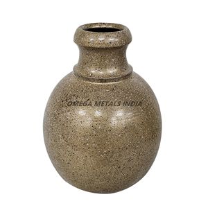 Handcrafted Decorative Metal <b>Vases</b> in Distressed <b>Black</b> with Artistic Floral Inspired Shape for Stylish Home and Office Spaces - Product Image 5