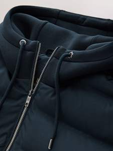 Veste matelassée imperméable et coupe-vent écologique, manteau d'hiver thermique matelassé, fabriqué avec du polyester durable - Product Image 5