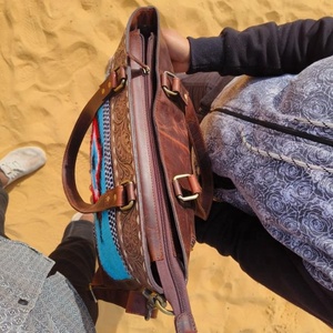 กระเป๋าโท้ทหนังวัวแท้ 100% สไตล์ตะวันตก พร้อมคุณสมบัติป้องกันการโจรกรรม ผลิตด้วยมือ ใช้งานได้หลากหลาย เหมาะสำหรับผู้หญิง - Product Image 5