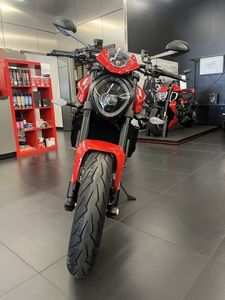 Motocicleta Deportiva Ducati Monster Plus Roja Modelo 2025, Nueva, Garantía de 5 Años, Soporte Personalizado OBM, Opción de Financiamiento DIY Disponible - Product Image 6