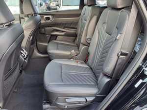 Noir Brillant 2024 pour Sorento X-Line SX Prestige 4x4 Voiture d'occasion Toit ouvrant Démarrage à distance Sièges en cuir Automatique Jantes en alliage Gauche - Product Image 4