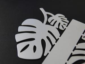 Support à serviettes en argent avec motif de feuille artistique pour la table de cuisine, la salle à manger, la décoration de la maison, le service des invités et les cadeaux, en provenance d'Inde - Product Image 3