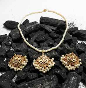 Ensemble de bijoux pour femmes, collier et boucles d'oreilles en acier inoxydable plaqué or, avec de petites perles, bijoux fantaisie de luxe - Product Image 4