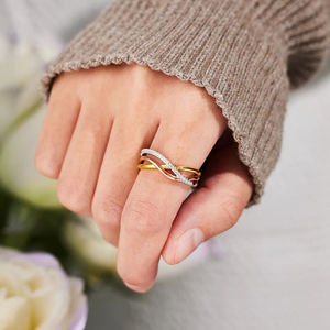 Jeulia Tricolor Twist Women's Wedding Band-Sterling <b>Silver</b> with Rhodium Plated <b>Cross</b> Pattern - Product Image 5
