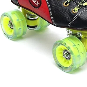Chaussures de skate noires pour enfants Taille 4 UK pour le printemps et l'hiver avec semelles en PU et caoutchouc - Product Image 4