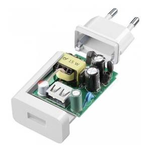 Kit de Cargador Rápido Adaptativo USB Tipo-C y Tipo-A de 15W Blanco ACHSMKIT15WTYCW con Estuche de Transporte Incluido - Product Image 3