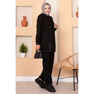 Conjunto de 2 piezas de dos hilos para mujer negro con elegante detalle de piedra - Product Image 1