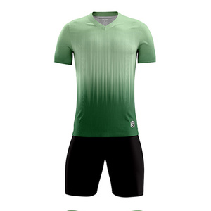 เสื้อเจอร์ซีย์ผ้าสปาร์กแบบพอดีตัวเสื้อทีมพิมพ์ลายตัวอักษรและตัวเลขเสื้อฟุตบอลระบายอากาศได้ดี - Product Image 4