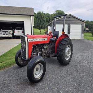 Tractor Massey Ferguson serie MF 200 Xtra, entrega rápida, tractor agrícola avanzado de calidad superior con combustible excepcional - Product Image 3