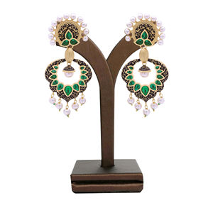 Pendientes colgantes de latón con diseño AD de imitación antiguo elegante personalizado chapado en oro de moda para bodas accesorio de moda - Product Image 1