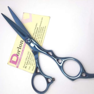 Tijeras de peluquería con revestimiento de Plasma de 6,5 pulgadas, tijeras de peluquero con logotipo personalizado, tijeras de afeitar afiladas de acero inoxidable sostenibles - Product Image 1