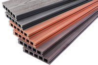 WPC Revêtement de sol en plastique Composite Decking Board Outdoor WPC Hollow Wood Decking 140*22mm Facile à assembler Respectueux de l'environnement