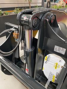 Agarraderas de troncos inoxidables de alto rendimiento Wagger Nuevos accesorios de montacargas de condición para industrias minoristas - Product Image 4