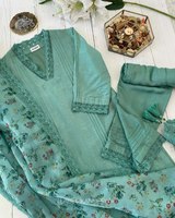 Ensemble de mariage moderne pour filles en soie, sans plis, réversible, extensible, séchage rapide, avec broderie riche, coupe longueur cheville, Kurti et pantalon