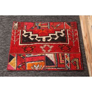 พรมวินเทจขนาดเล็ก 2x2.5 ฟุต พรมขนสัตว์ลายเรขาคณิตสีแดงแบบต่อผ้าสไตล์ตุรกี - Product Image 5