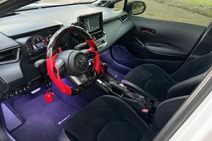 Toyota GR Corolla Premium Plus 2025, Gasolina, Bajo Kilometraje - Product Image 4