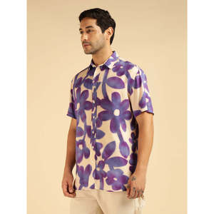Camisa de Manga Corta con Estampado Floral Hawaiano para Hombre, Color Morado y Blanco, Casual, de Verano, con Cuello Camisero - Product Image 3