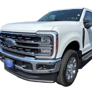 Camioneta Usada de Trabajo Pesado 2024, 4x4 Diésel Automática R17 con Asientos de Cuero, Techo Solar, Volante a la Izquierda para Exportación - Product Image 1