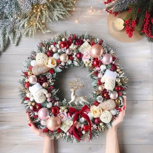 FESTIVE CHRISTMAS <b>WREATH</b> / HIGH QUALITY MATERIALS / READY TO HANG FOR HOLIDAY SEASON DECOR - Product Image 6
