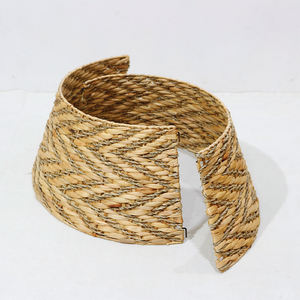 Support de sapin de Noël Artex Dong Thap en rotin fait main, écologique et de haute qualité - Product Image 5