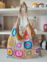 Bolsos de playa medianos coloridos Bolsos de lana únicos Producto de tejer hecho a mano Gran Diseño exótico Monederos Regalos novedosos Ecuador
