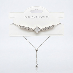 Bracciale a Quadrifoglio Placcato Oro 18K per Donne, in Rame con Zirconia Cubica, Catena Regolabile, Gioiello alla Moda, Idea Regalo - Product Image 4