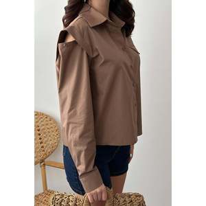 Camisa de Popelina con Detalle de Bolsillo Color Camel - Camel - Product Image 4