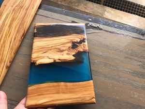 กระดานไม้มะกอกทำด้วยมือเครื่องครัวสีสันสดใสสำหรับการทำอาหารที่ทันสมัยและการเสิร์ฟอาหารที่หรูหรา - Product Image 4