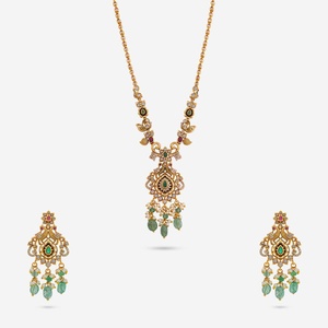 Antique Necklace 188840 Elegant and Timeless <b>Wedding</b> <b>Accessory</b> - Product Image 1