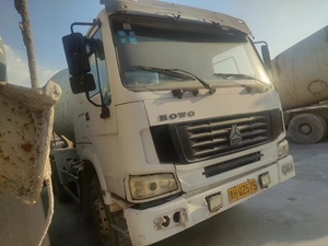 Camion malaxeur à béton Sinotruck Howo 6x4 de haute qualité utilisé 10m3 2018 modèle 371HP sortie comprend une pompe et un moteur haute performance - Product Image 2