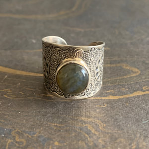 JAIPUR SILVER Designer Boho <b>Labradorite</b> Gemstone <b>Ring</b> 7.3 Grams Fine Jewelry for Unisex Everyday Wear - Product Image 1