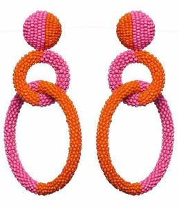 Hermosos pendientes hechos a mano con cuentas de semillas bordadas en rojo y blanco con diseño de cangrejo para venta al por mayor para niñas de la India - Product Image 2