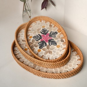 Venta caliente rattan MOP bandeja de servicio múltiples bebidas estilo mosaico Capiz Shell bandejas Mesa café Decoración - Product Image 6