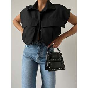 Mybeefashion Camisa informal de mezcla de algodón negra para mujer con detalle de bolsillo frontal, blusa de manga larga con cuello vuelto - Product Image 4