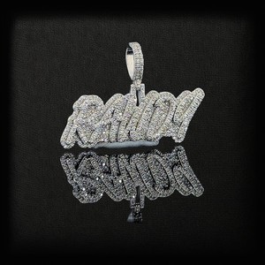 Colgante Personalizado con Inicial de Letra, Chapado en Rodio sobre Plata de Ley 925, Estilo Drip de Alto Brillo, con Diamante Moissanita VVS Brillante - Product Image 1