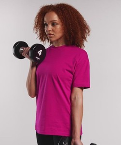 T-shirts unis en coton pour hommes de haute qualité en gros style délavé à l'acide avec décoration de bouton écologique fabriqué au Pakistan - Product Image 2