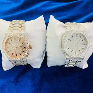 Montre automatique pour homme en or jaune 18 carats en argent sterling 925 massif avec cadran en diamant glacé Moissanite Mouvement à quartz à fenêtre - Product Image 1