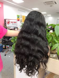 Vente en gros de haute qualité naturel ondulé HD dentelle perruque couleur noire Remy extensions de cheveux pour les femmes de source vietnamienne - Product Image 2