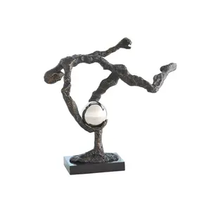 Escultura de Animales Antigua de Aluminio Chapado en Oro Hecha a Mano de Lujo para Decoración Moderna del Hogar, Diseño Pulido - Product Image 1