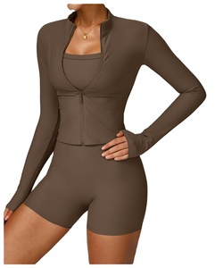 Ensemble de vêtements d'entraînement populaire pour femmes Yoga Seamless Short Legging Bra Gym Set Yoga Active Wears Wear Set - Product Image 1